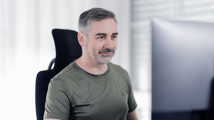 Künstliche Intelligenz verändert nicht nur unsere Arbeit. Sondern unsere Möglichkeiten.