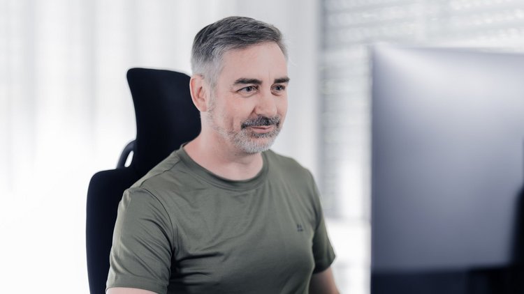 Künstliche Intelligenz verändert nicht nur unsere Arbeit. Sondern unsere Möglichkeiten.